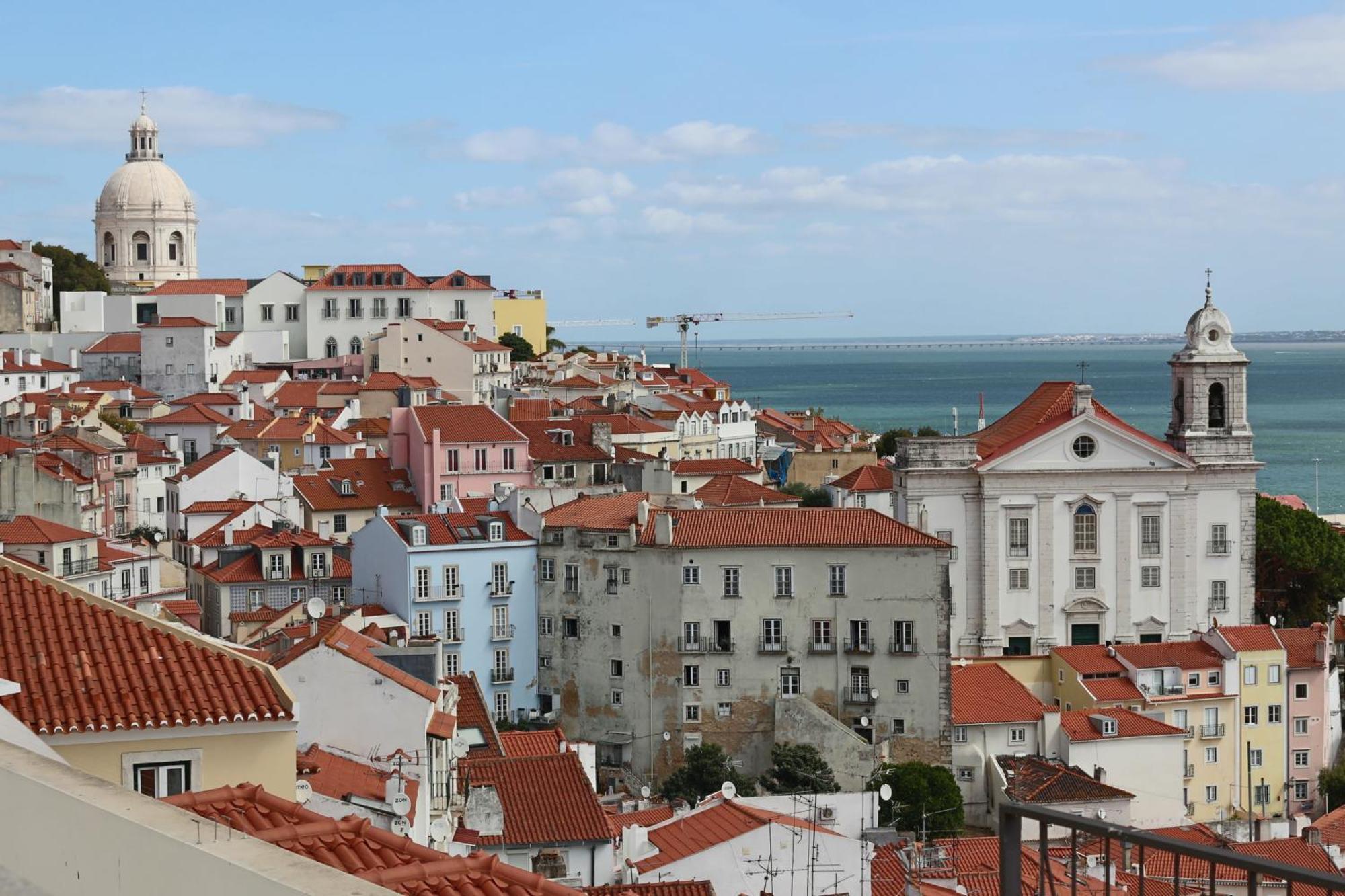 Crooked House Alfama Apartamento *