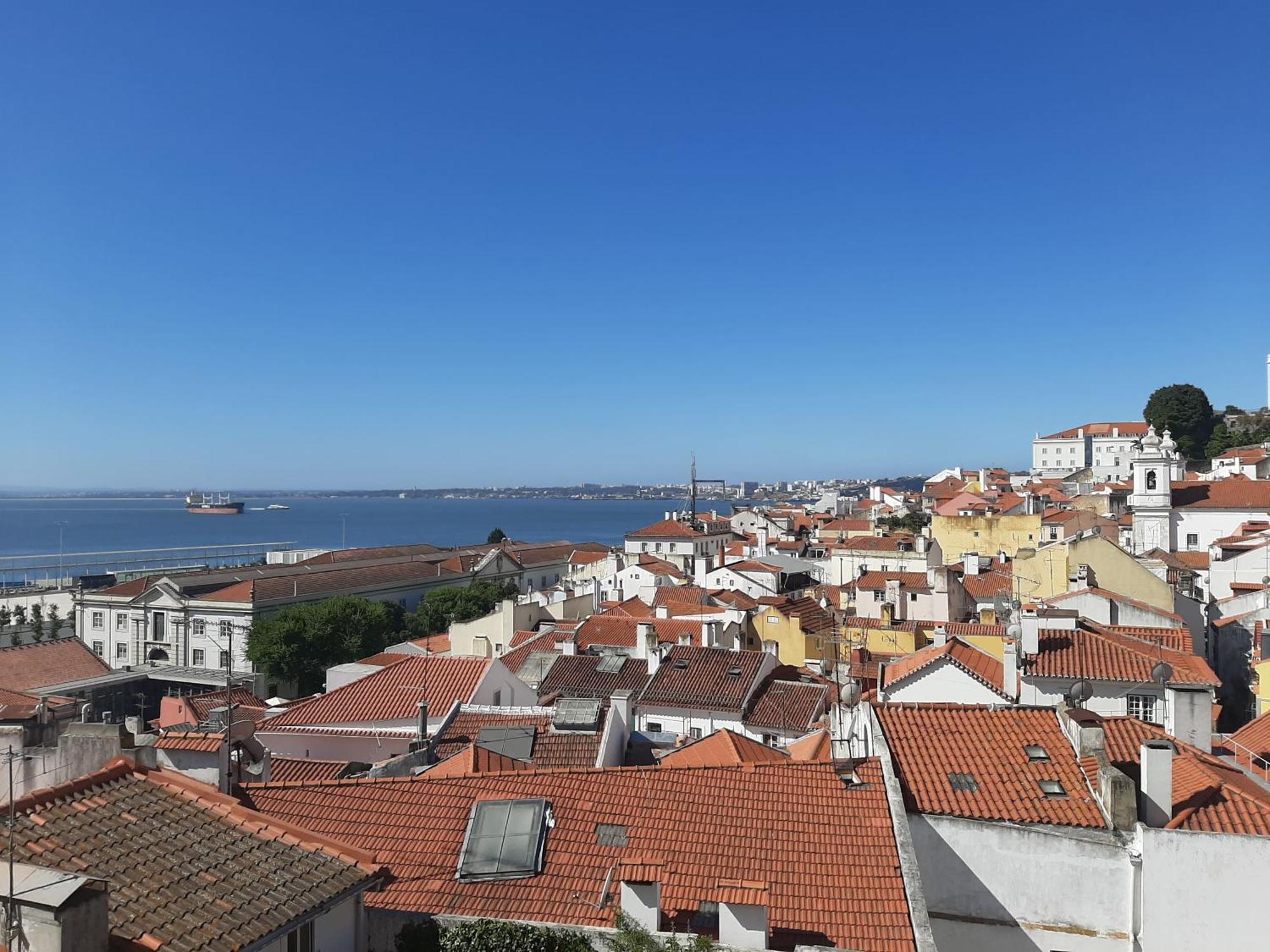 Crooked House Alfama Lisboa